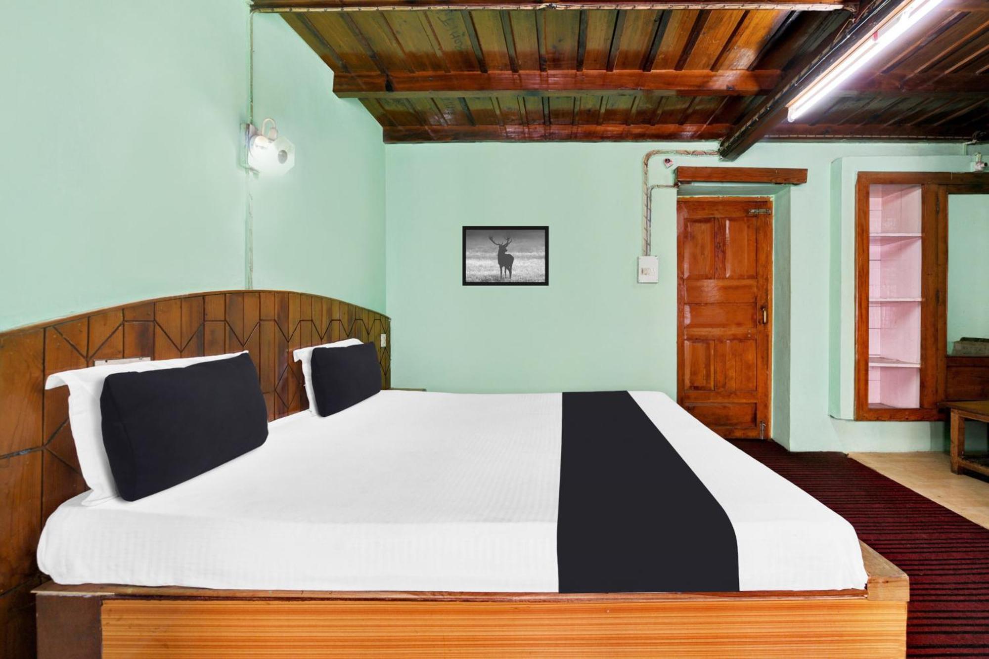 Hotel O Chaman Manāli Екстериор снимка