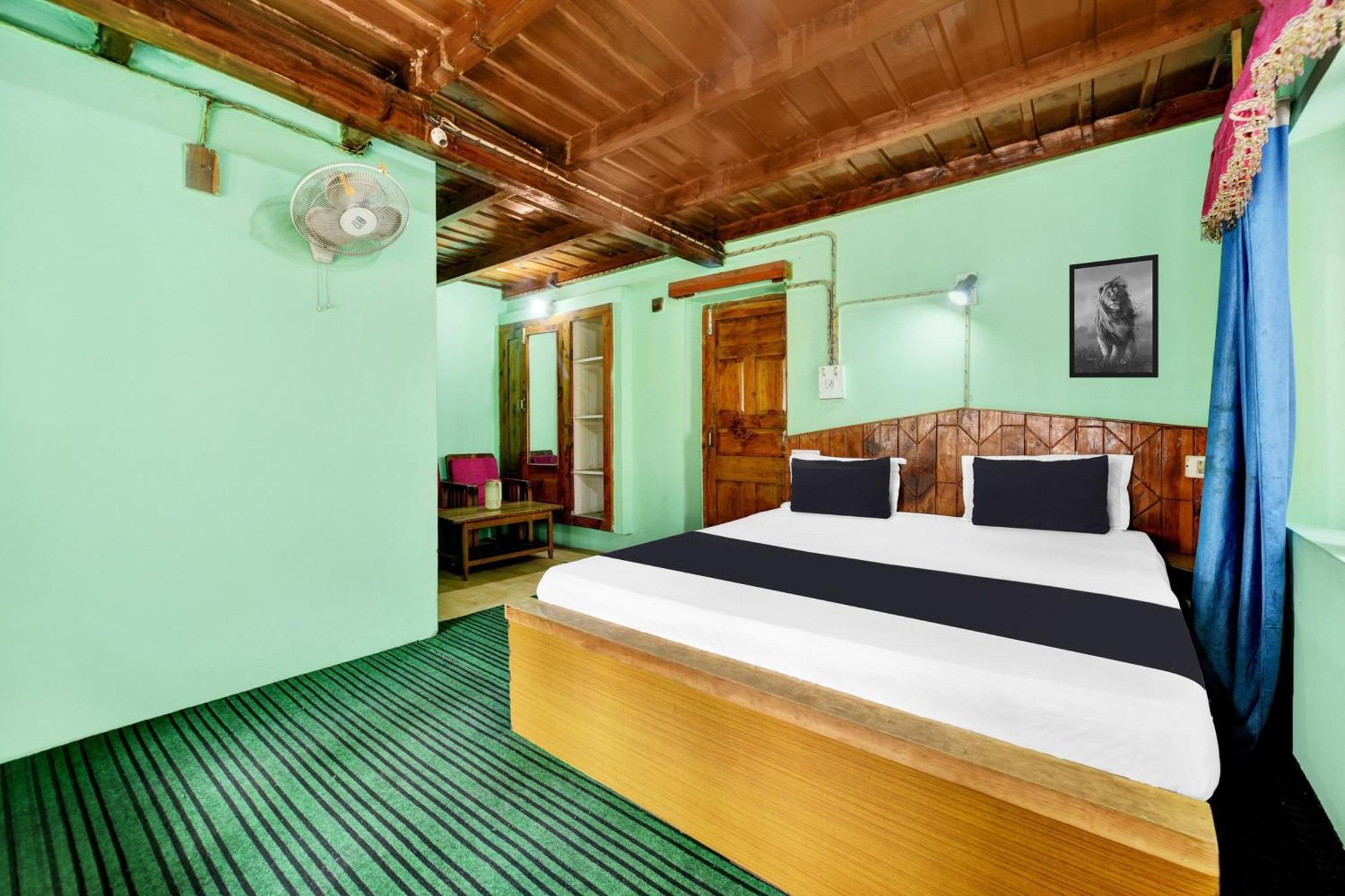 Hotel O Chaman Manāli Екстериор снимка